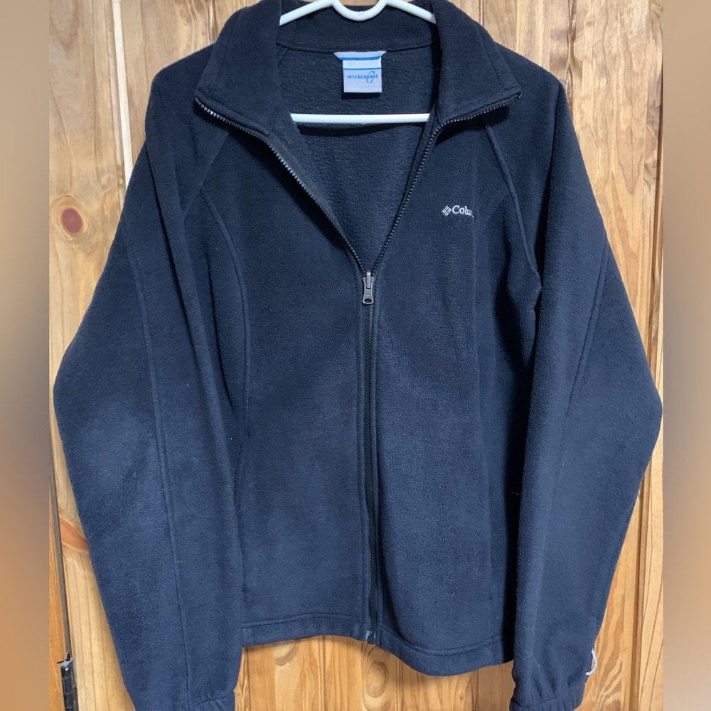Black fleece Columbia jacket